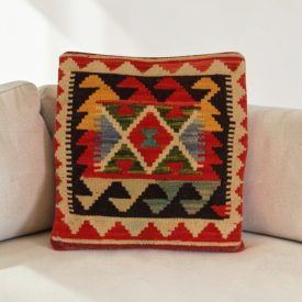 Kézi készítésű párnahuzat 40x40 Kilim párna
