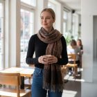 Elegán női férfi sál 215x105 barna autentikus mintával