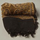 Elegáns sál arany-fekete 215x105 vékony női sál